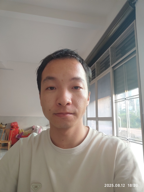 杨培鑫的第一张照片--乳源残疾人相亲网